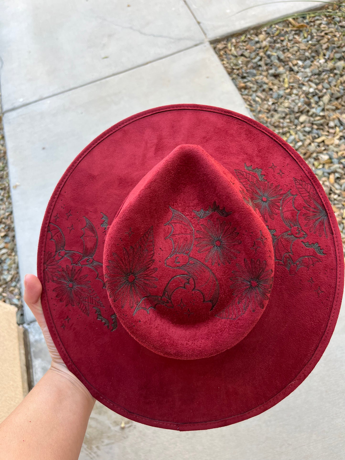 Maroon burgundy bats floral burned suede rancher wide brim hat