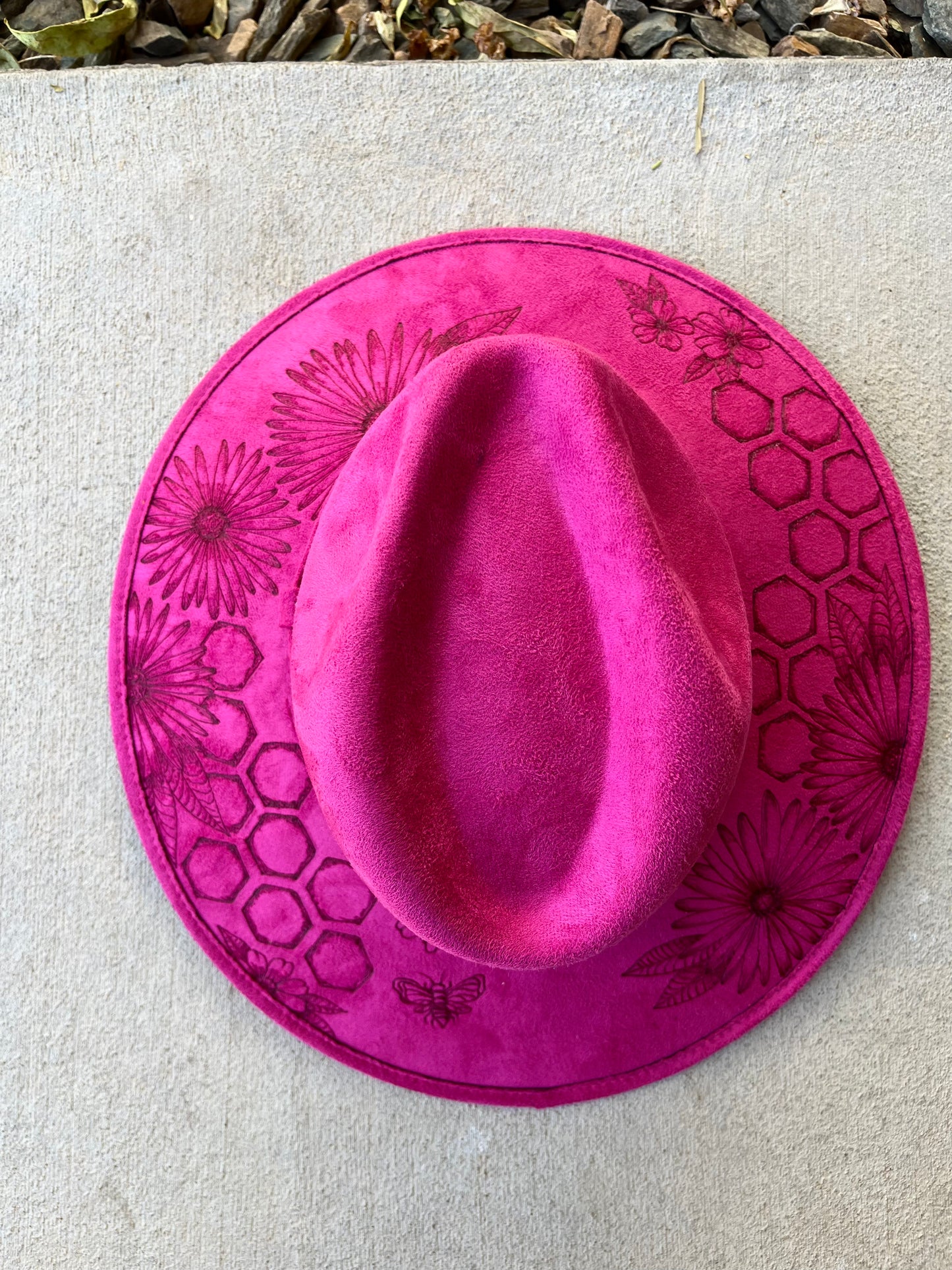 Pink honeycomb floral bee burned suede wide brim rancher hat