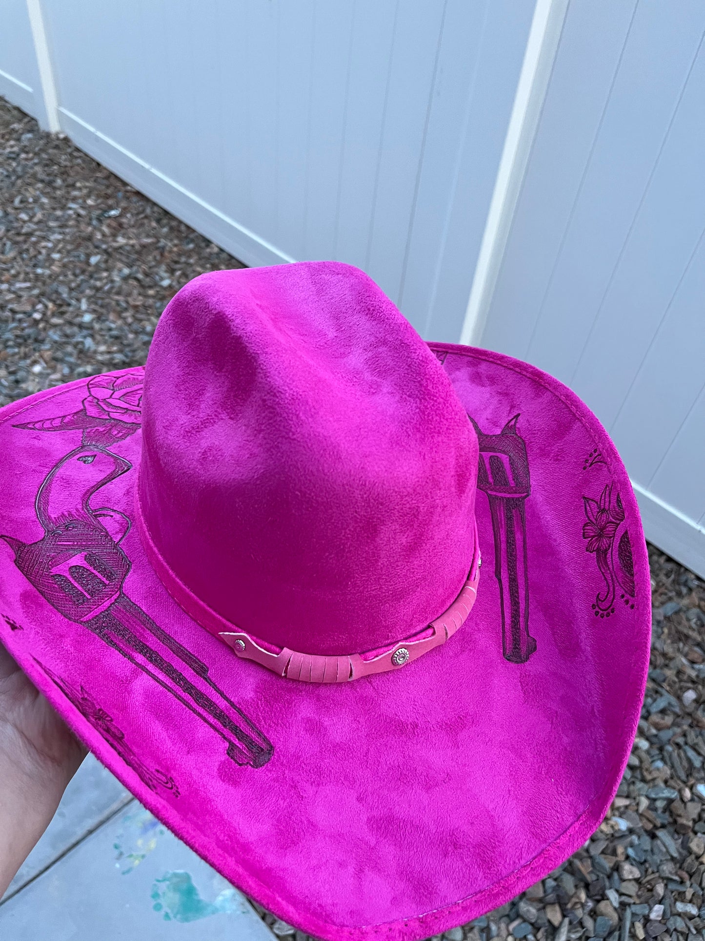 Pink fuchsia revolver gun rose floral burned suede wide brim cowboy hat