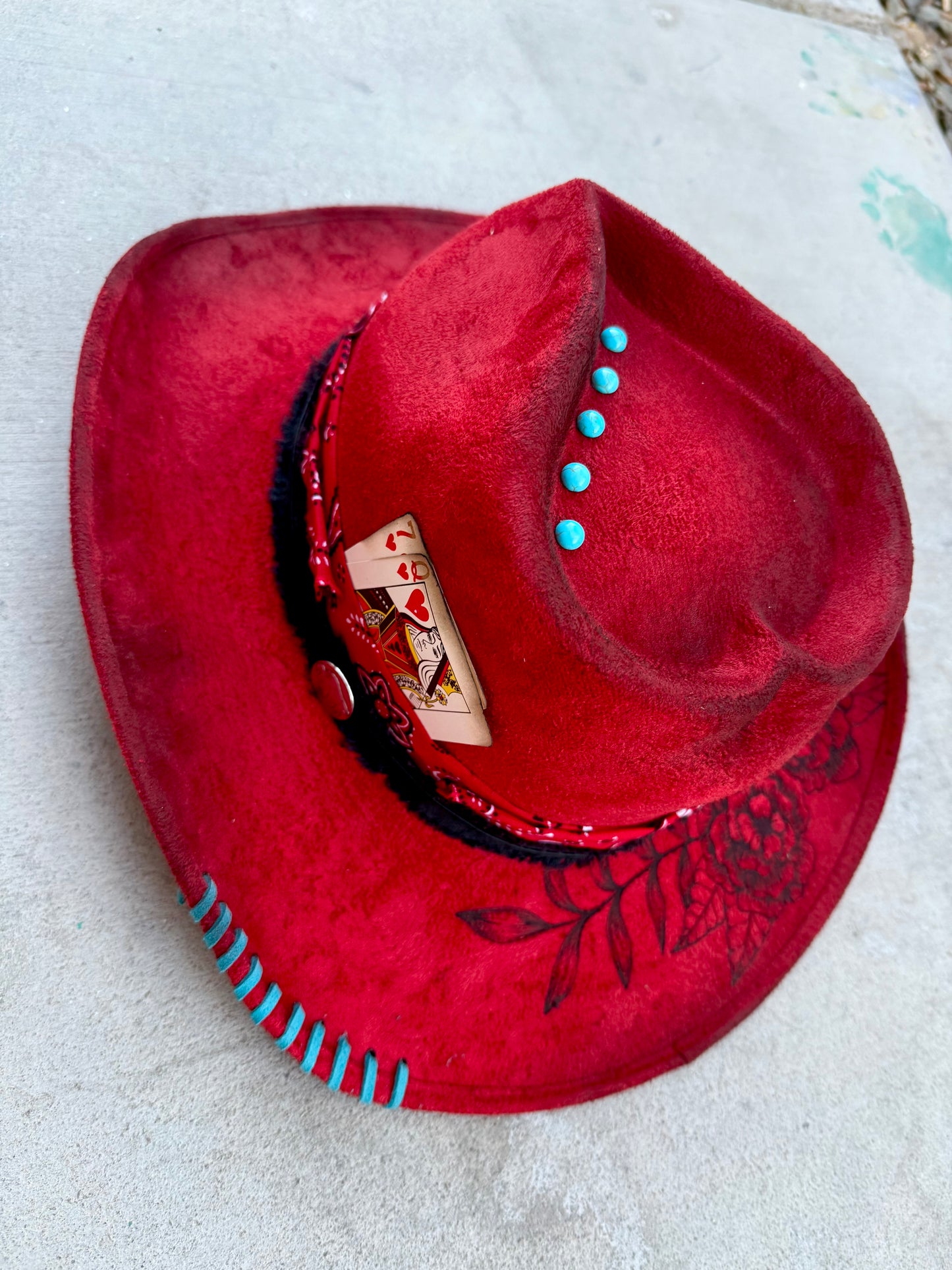 Red corazón floral turquoise crown burned accessorized suede wide brim rancher hat