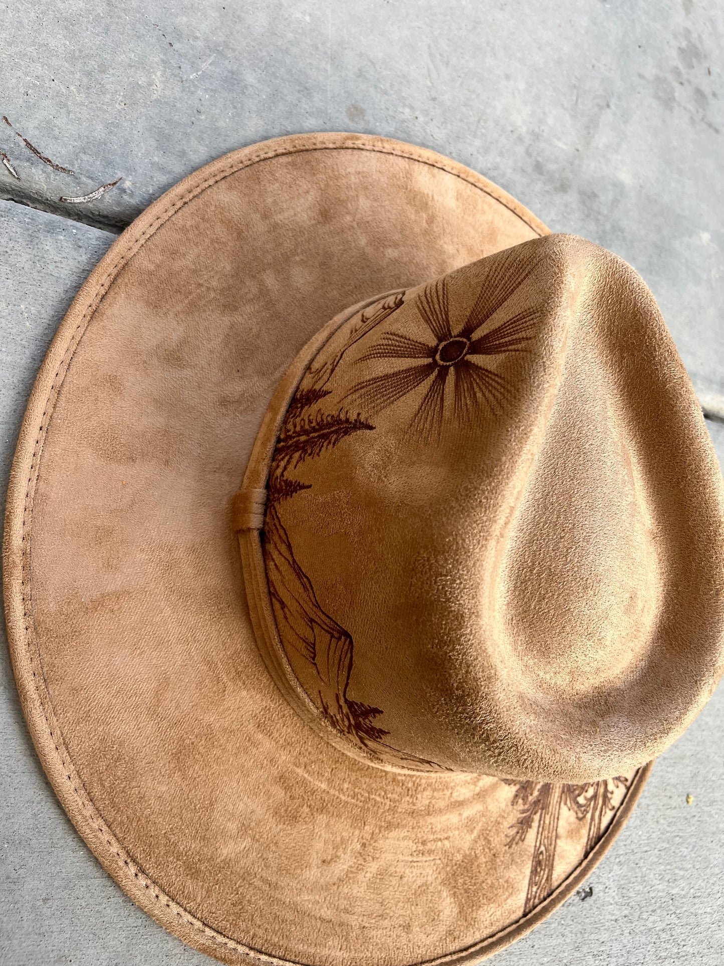 Tan smokey bear forest burned suede wide brim rancher hat
