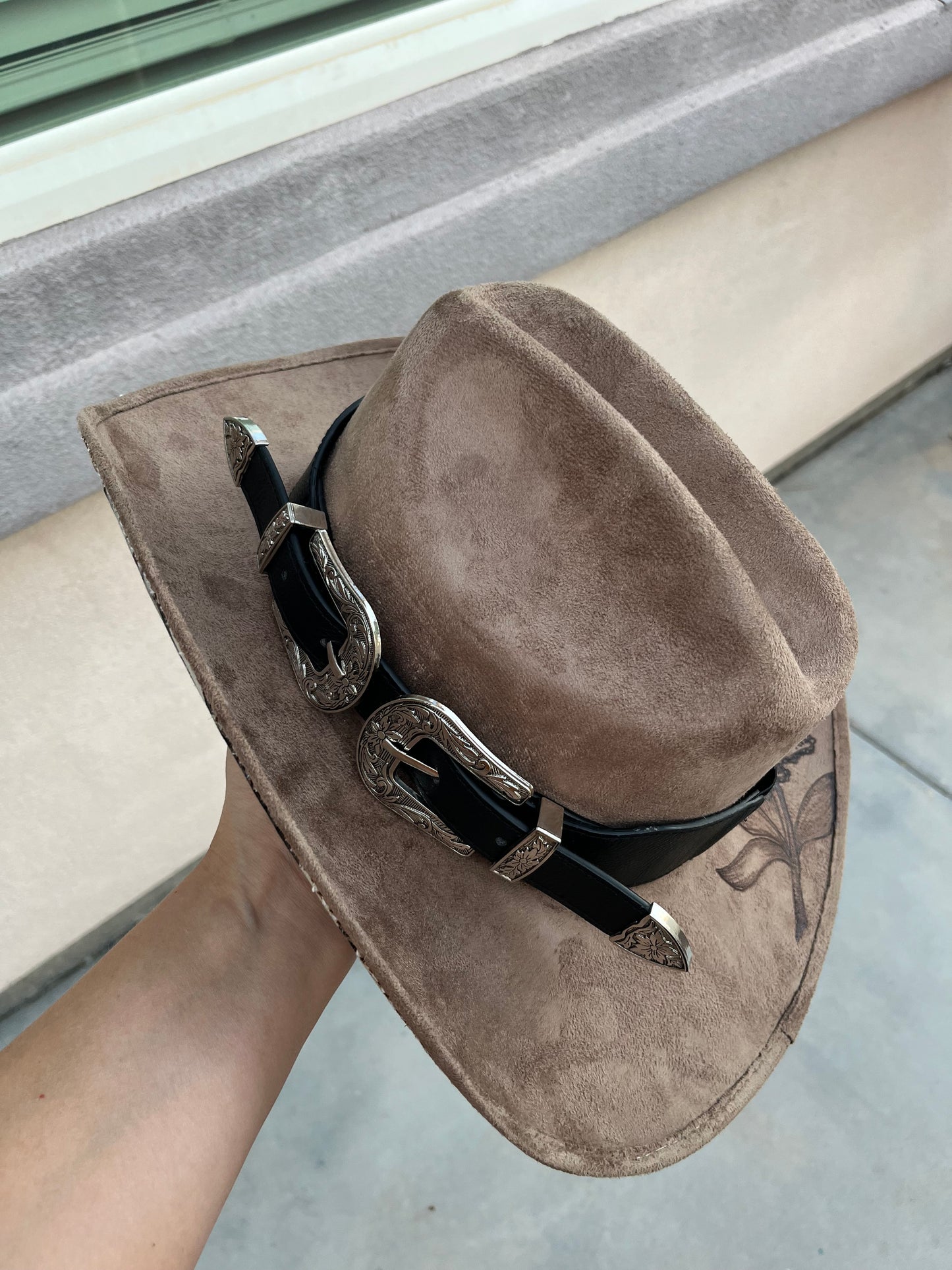 Taupe foxglove floral fabric lined burned suede wide brim cowboy  hat