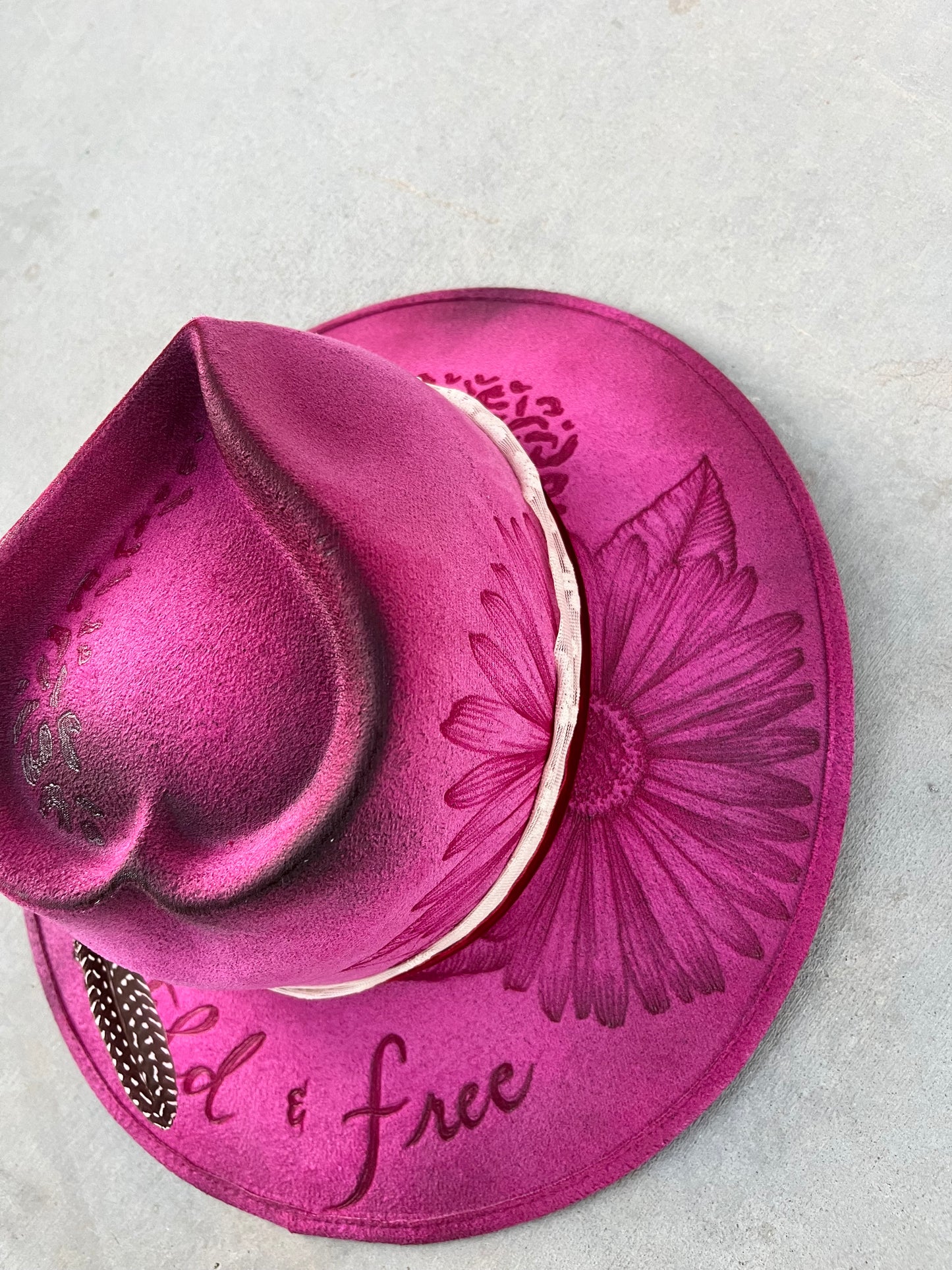 Pink wild free her pink floral heart crown burned accessorized suede wide brim rancher hat