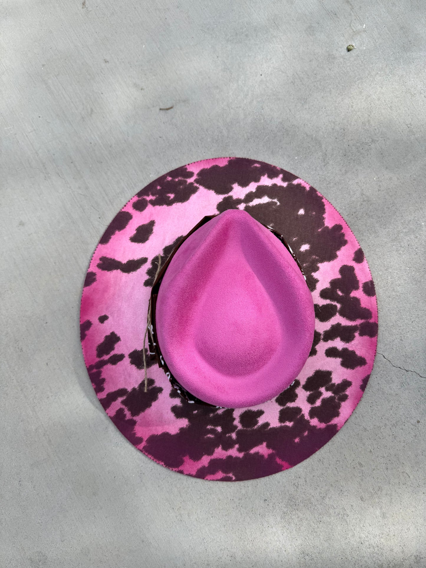 Pink cowhide fabric lined suede wide brim rancher hat