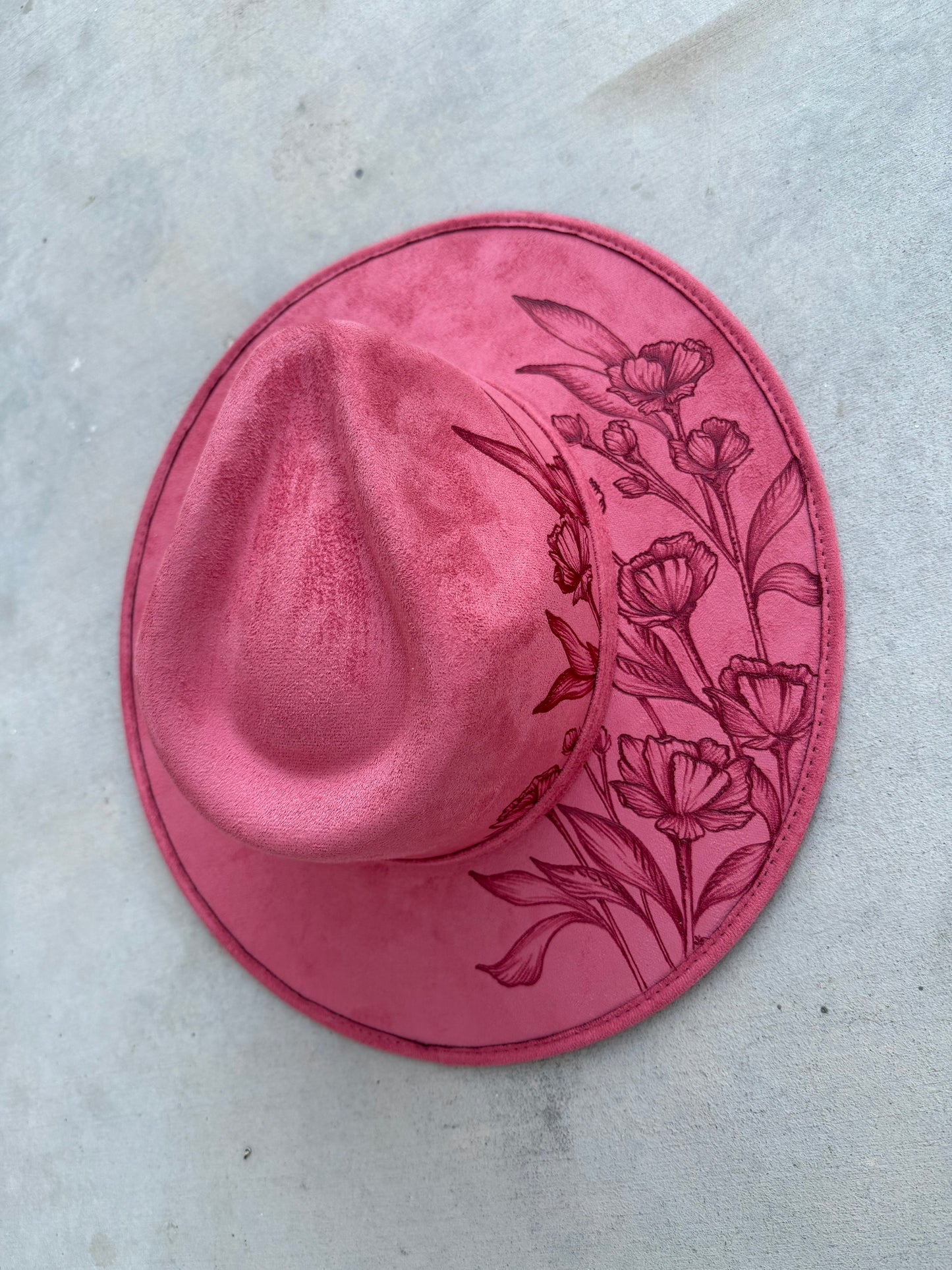 Dusty rose pink floral bouquet wide brim cowboy hat