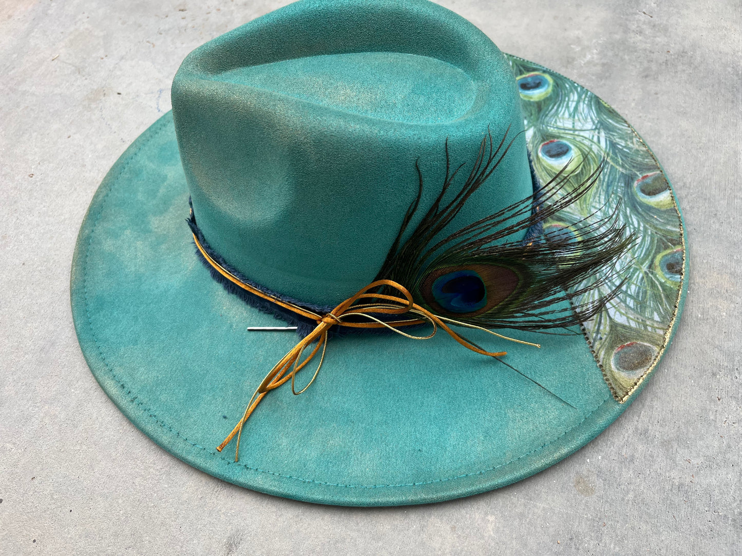 Teal peacock fabric lined floral burned bee suede wide brim rancher hat