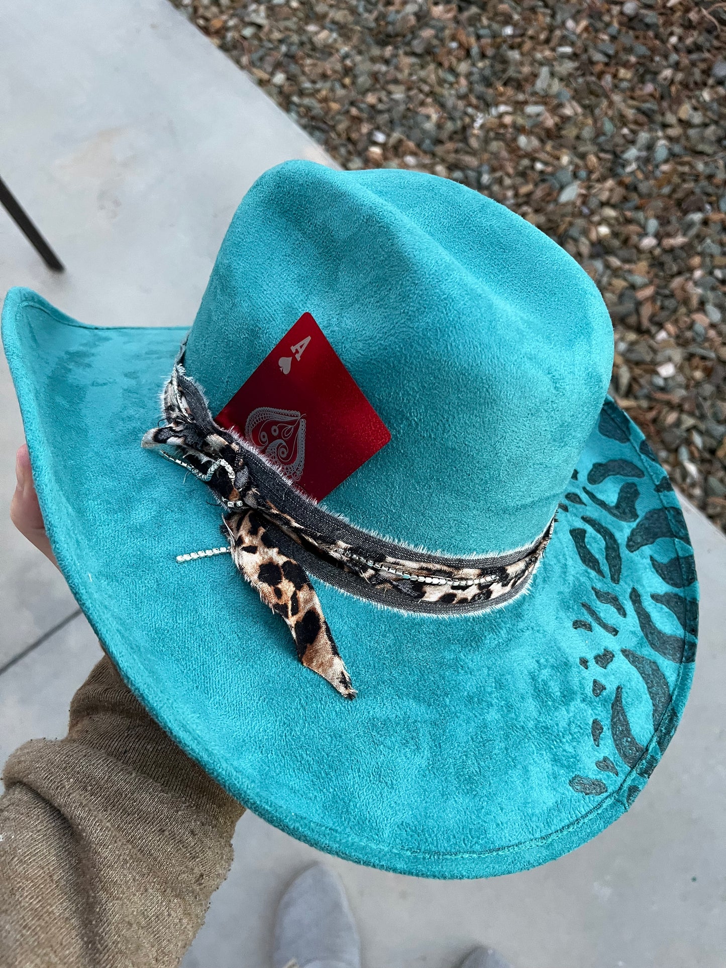 Teal leopard cheetah burned accessorized suede wide brim rancher hat