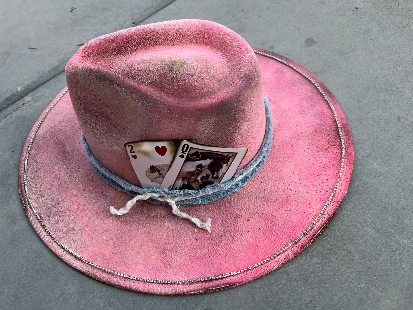 Distressed  pink barbie floral burned accessorized suede wide brim rancher hat