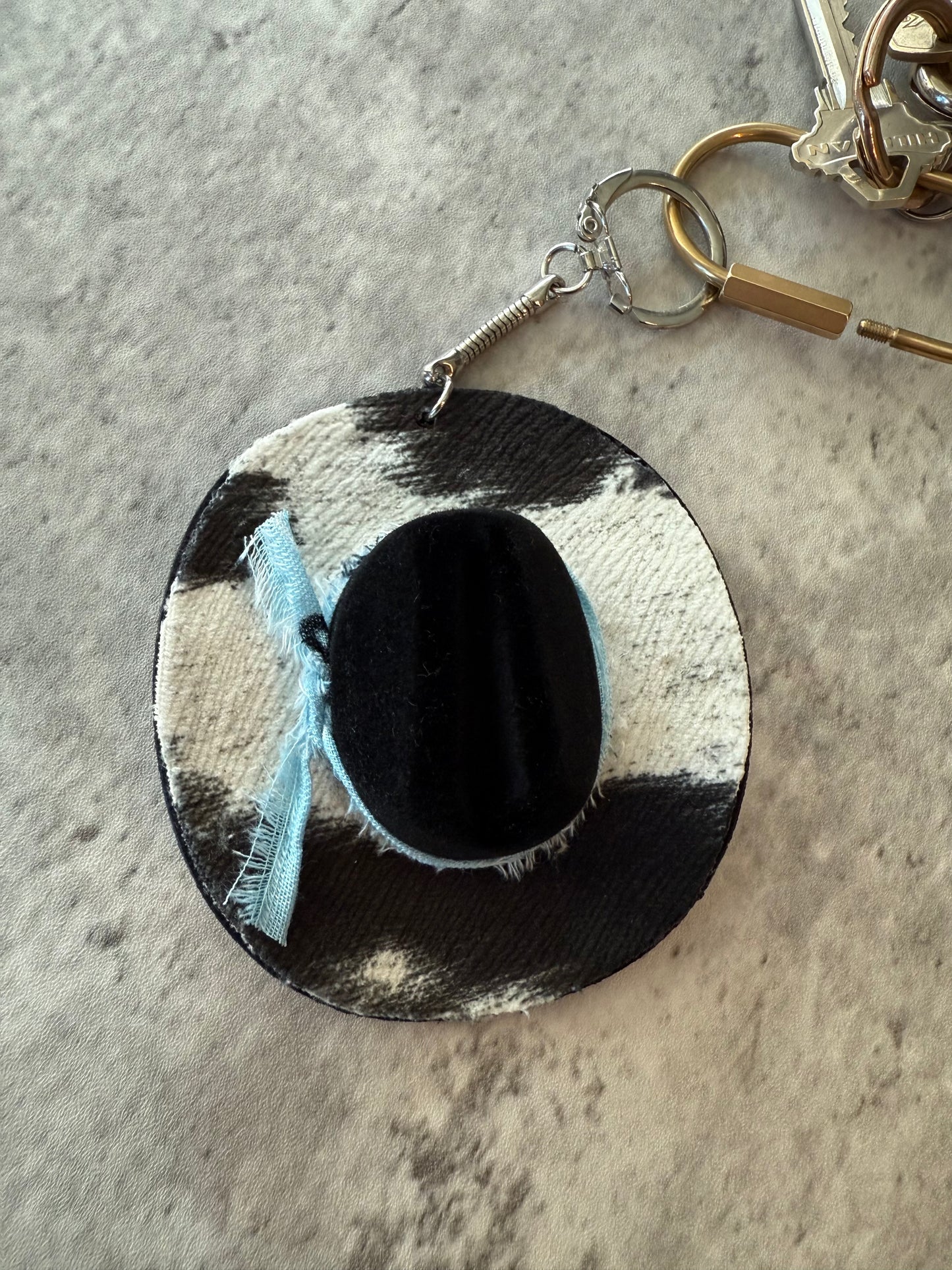 Black cowhide cowboy hat keychain bag charm