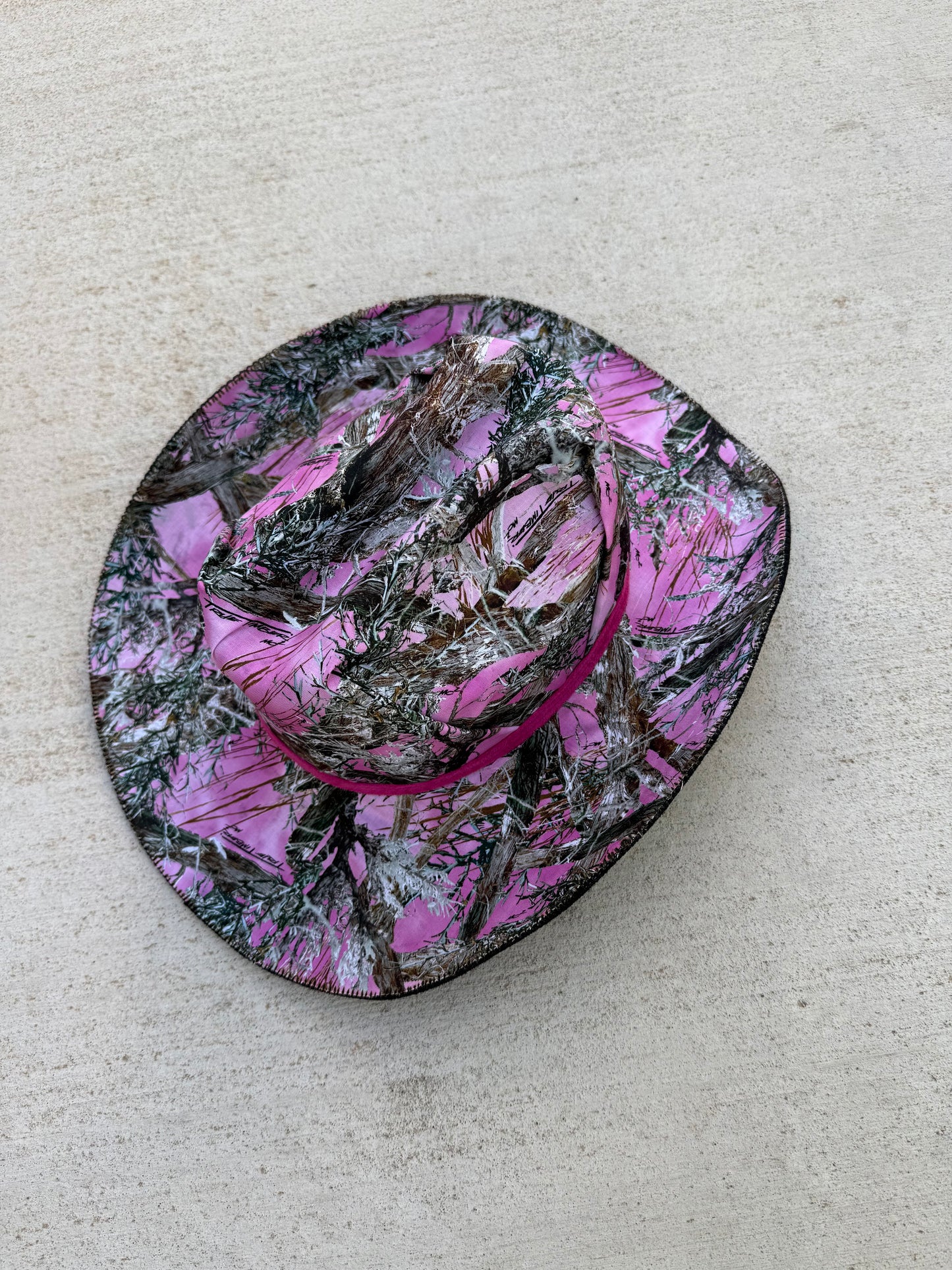 Pink Duck camo suede wide brim rancher hat
