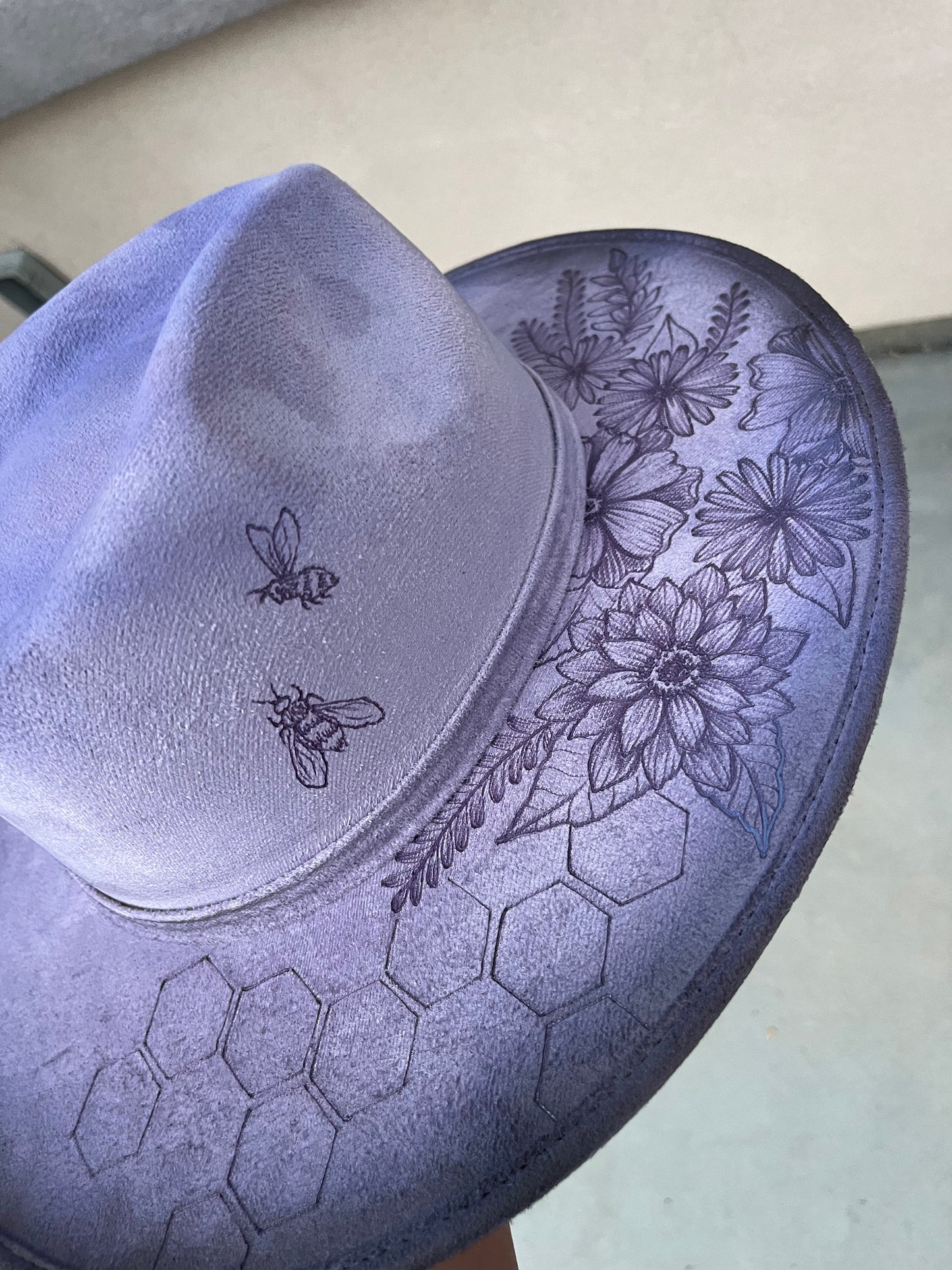 Lavender honeycomb floral burned suede wide brim rancher hat