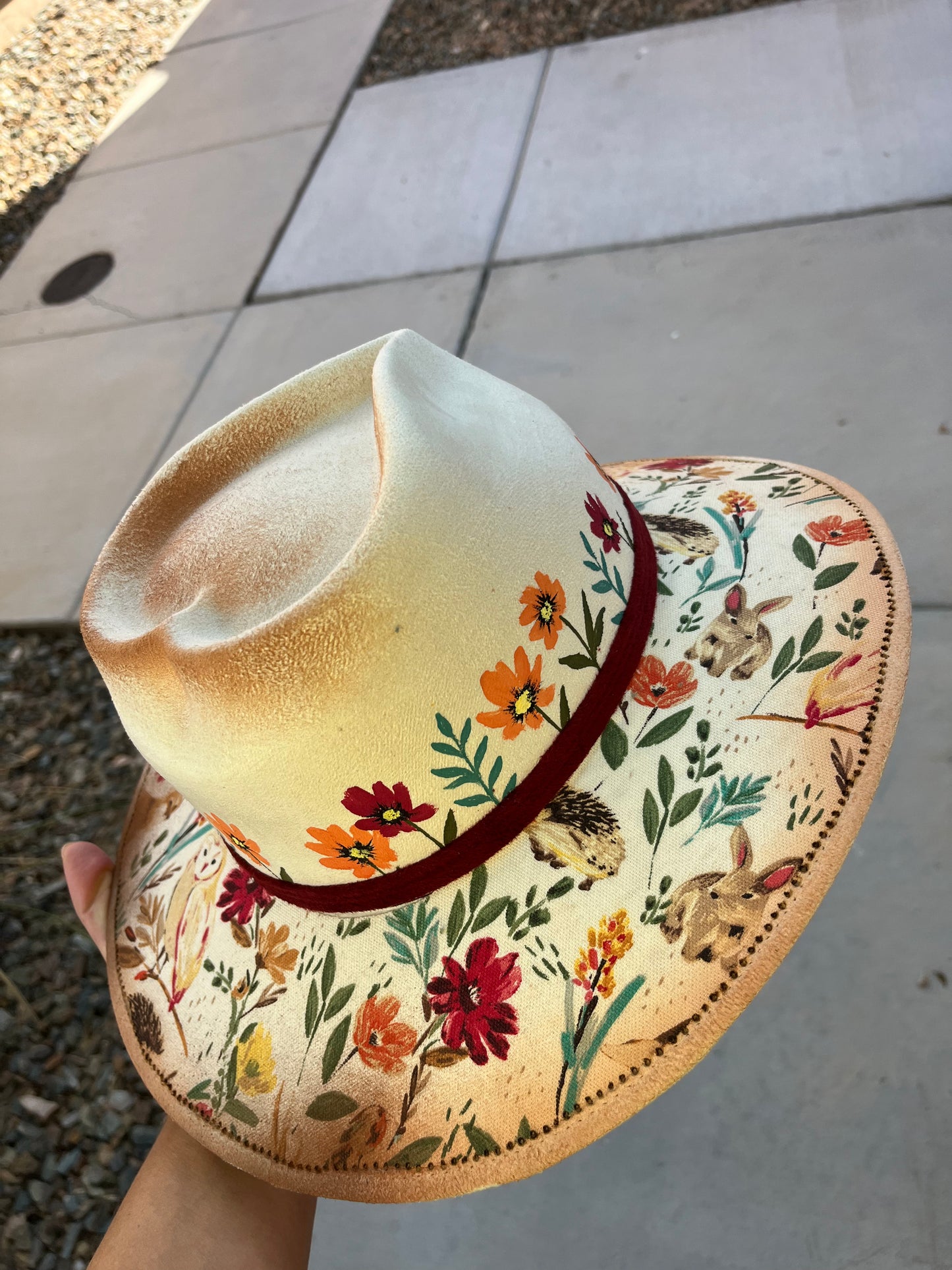 Ivory woodland critters floral heart crown burned accessorized suede wide brim rancher hat