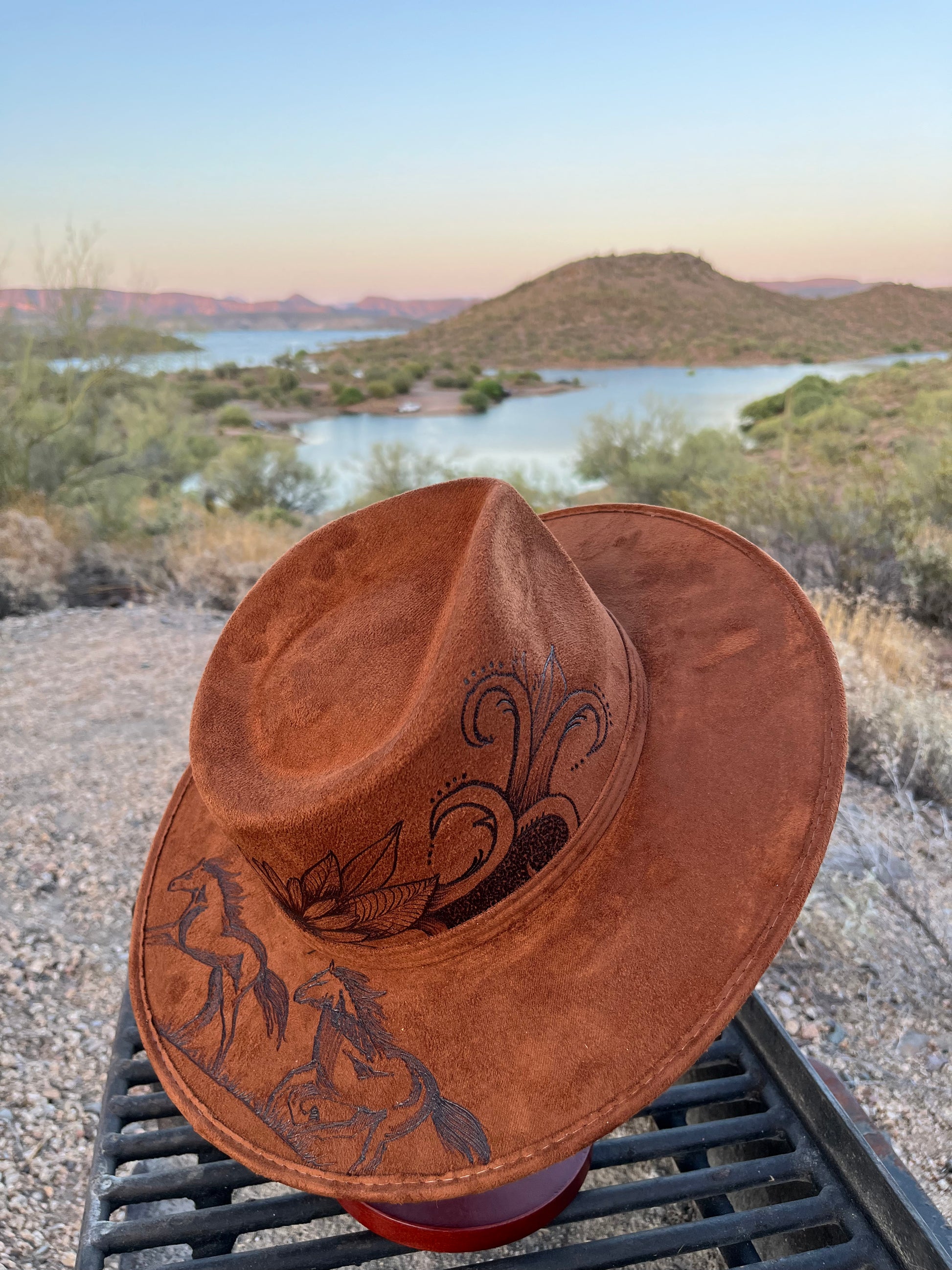 Camel best sale suede hat