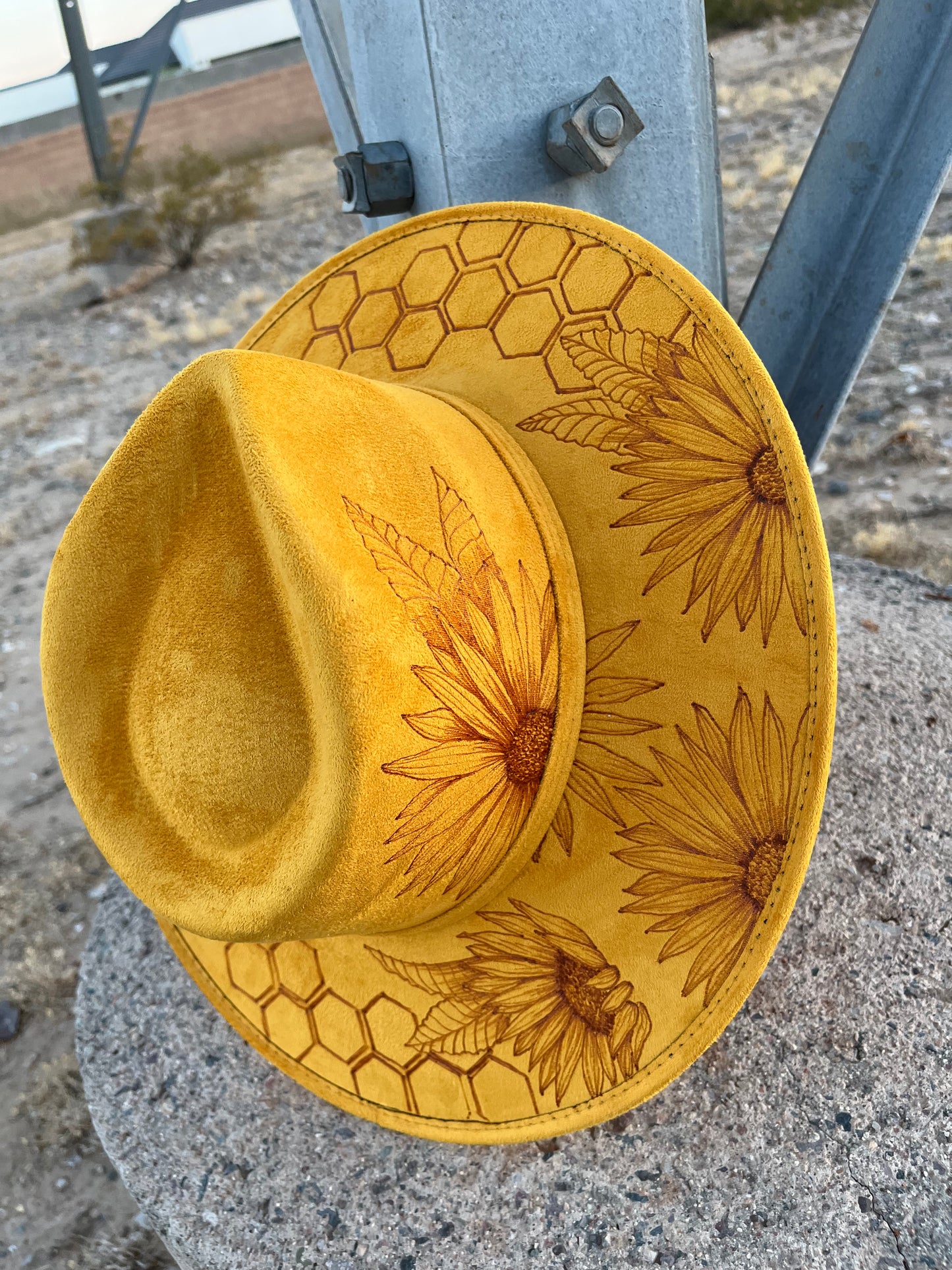 Yellow honeycomb sunflower floral burned bee suede wide brim rancher hat