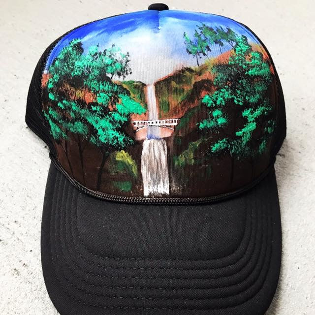 Multnomah Falls snapback trucker hat