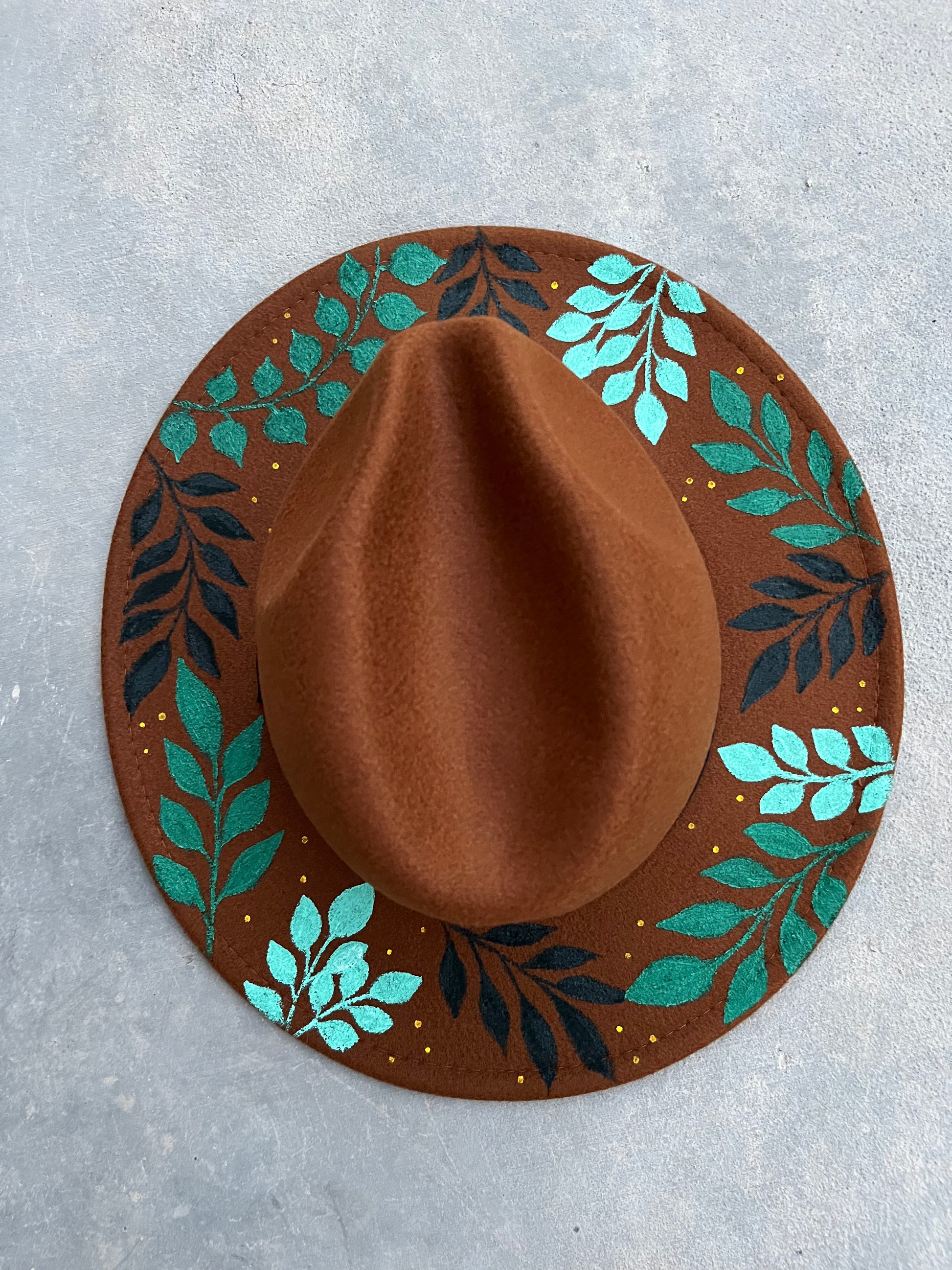 Camel felt floppy hat 2025