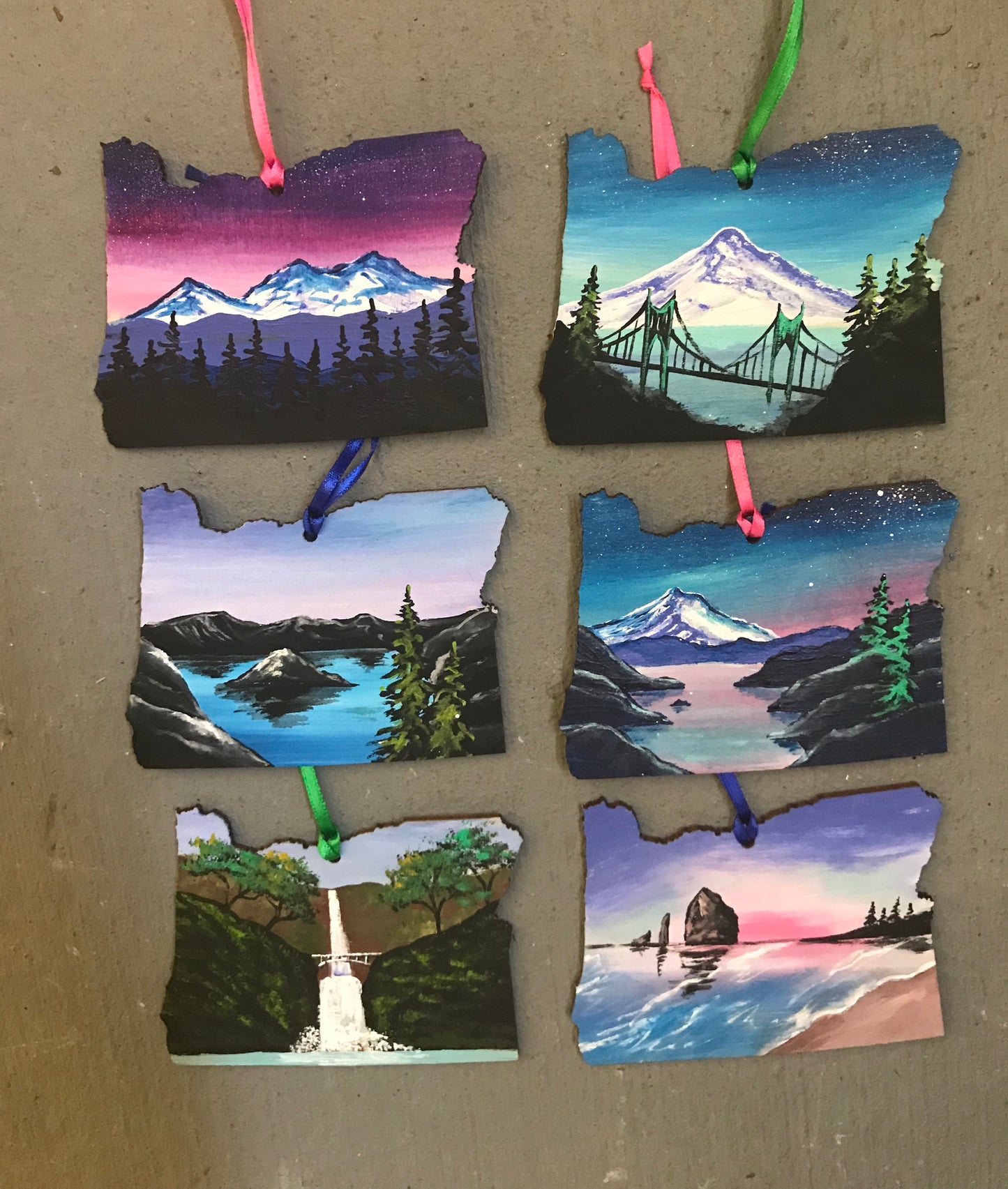 Set of six oregon ornaments