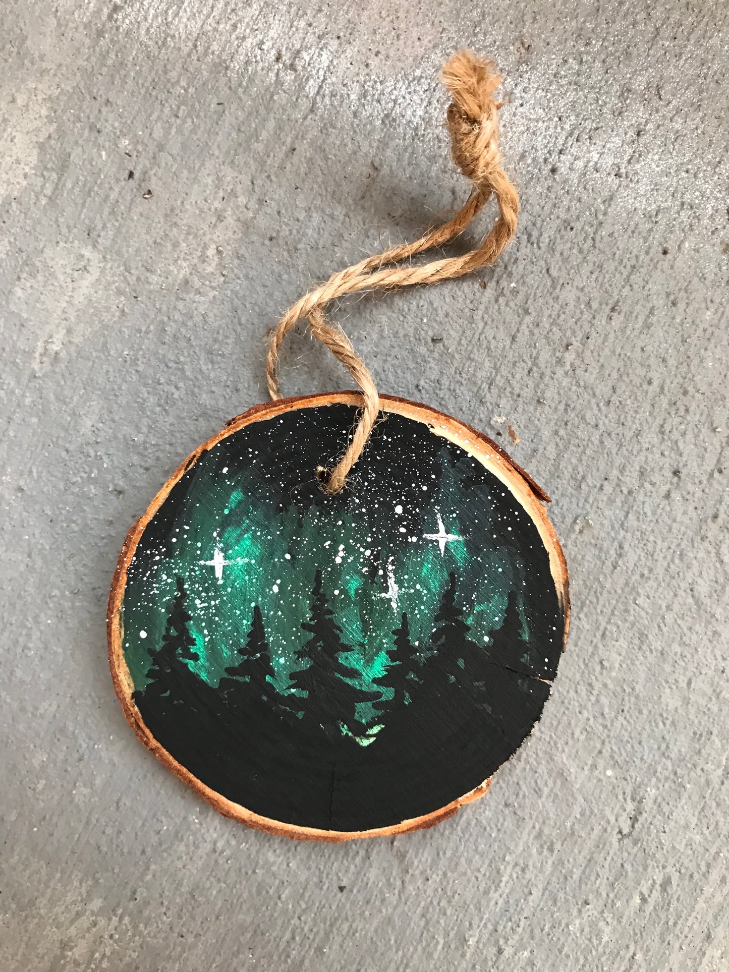 Green tree forest rough cut ornament