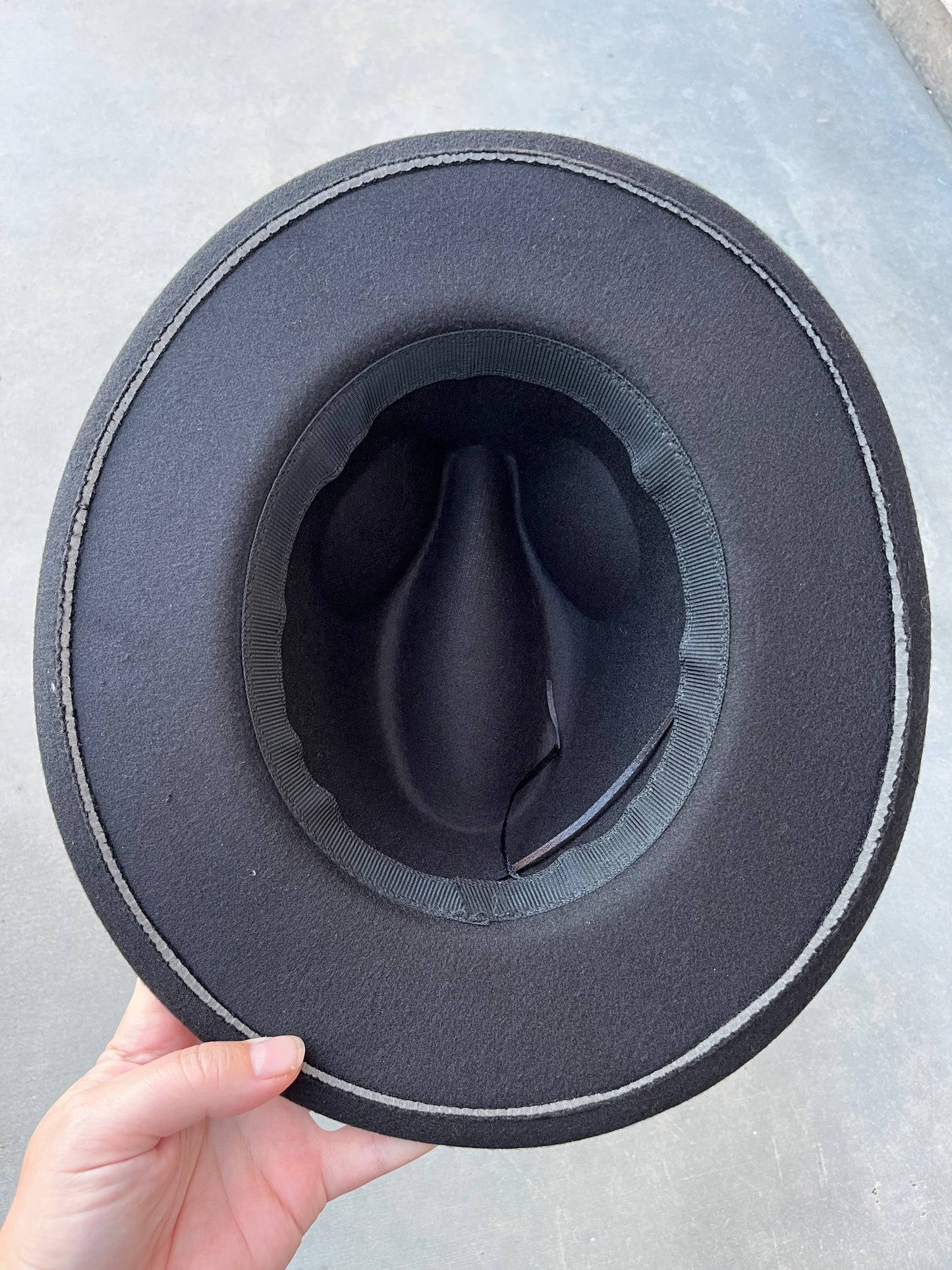 Mountain black felt wide brim rancher hat